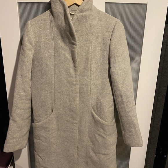 Wilfred Aritzia Cocoon Coat - Picture 6 of 8